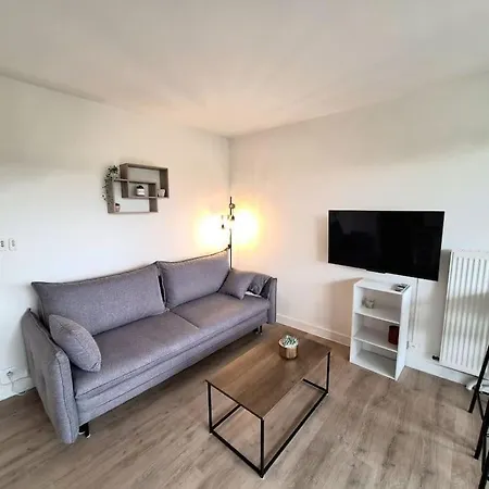 Cosy, Balcon Et Parking Prive
